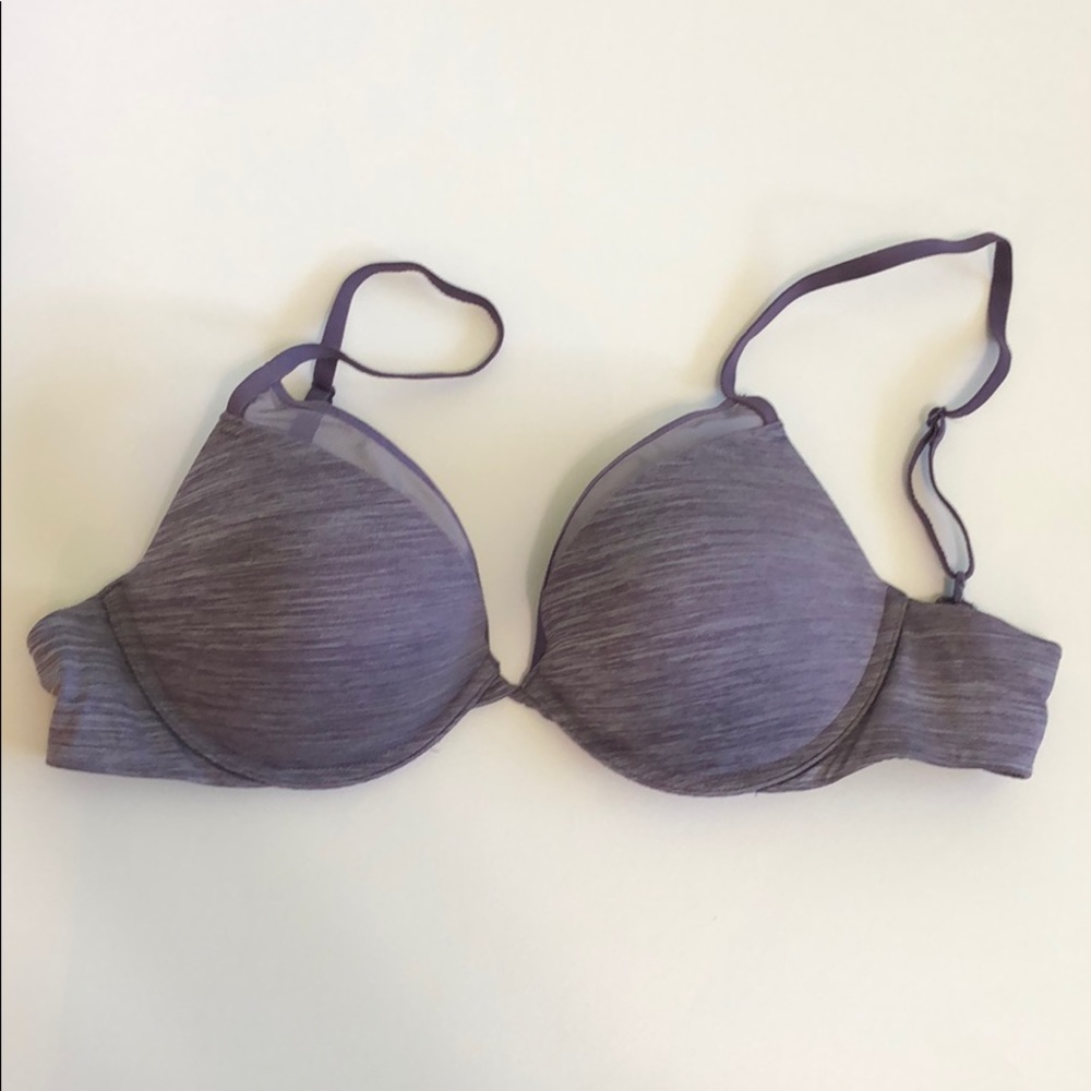 Victoria’s Secret padded plunge bra in 34C